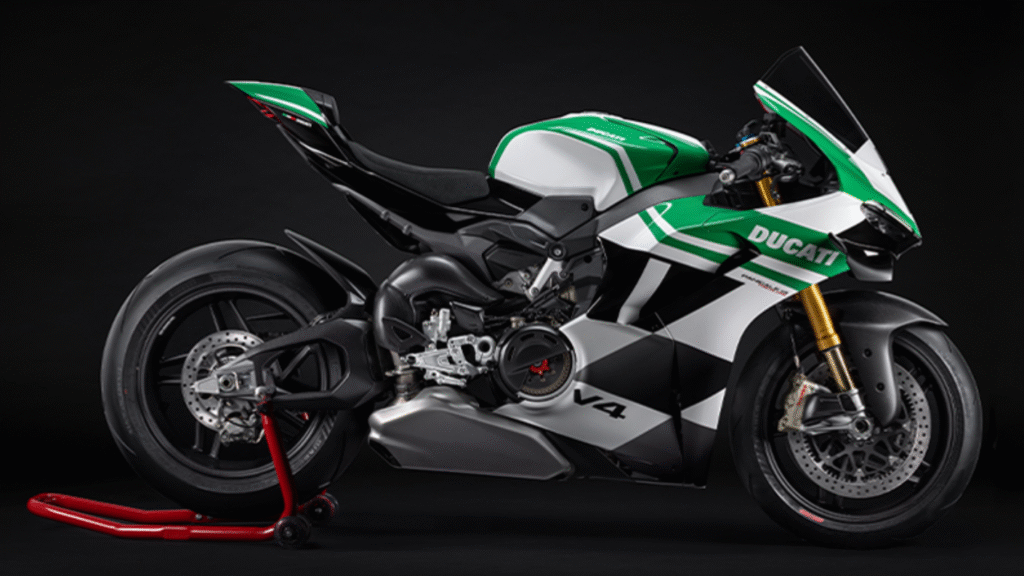 Ducati Reveals Panigale V4 Tricolore – Patriotic Limited Edition Superbike for 2025 2 Panigale V4 Tricolore
